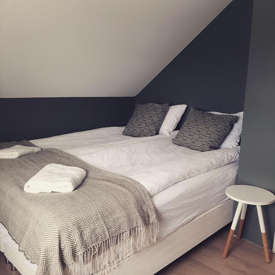 Grindavik Guesthouse Self Check In & Out Exteriör bild
