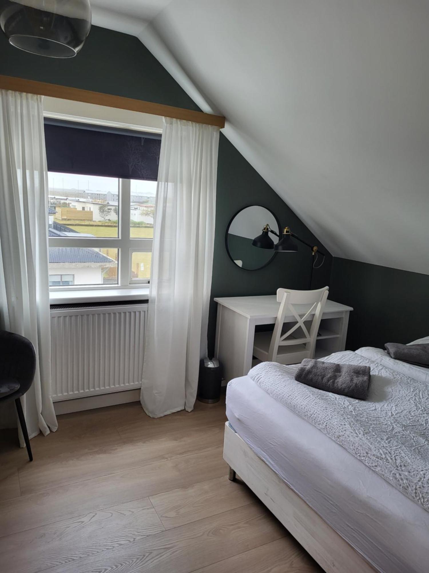 Grindavik Guesthouse Self Check In & Out Rum bild